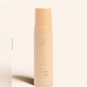 ✨✨ BRAND NEW ✨✨NUDA SELF TANNING MOUSSE  * MEDIUM* SHADE